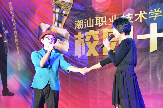 选手罗振威VS杨文君