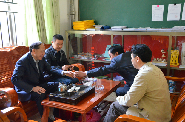 �������쵼��У