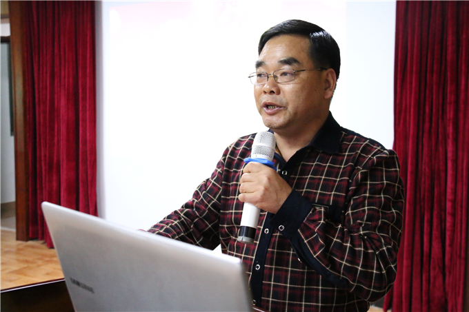 党委副书记、工会主席张业宏致辞