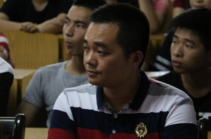 潮汕学院团委副书记钟逍彬