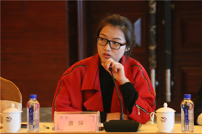 ��óϵ�ۺϽ��������������ʦ��רҵ����