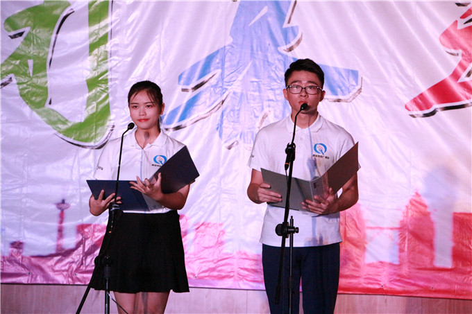 舞台剧表演《当你老了》