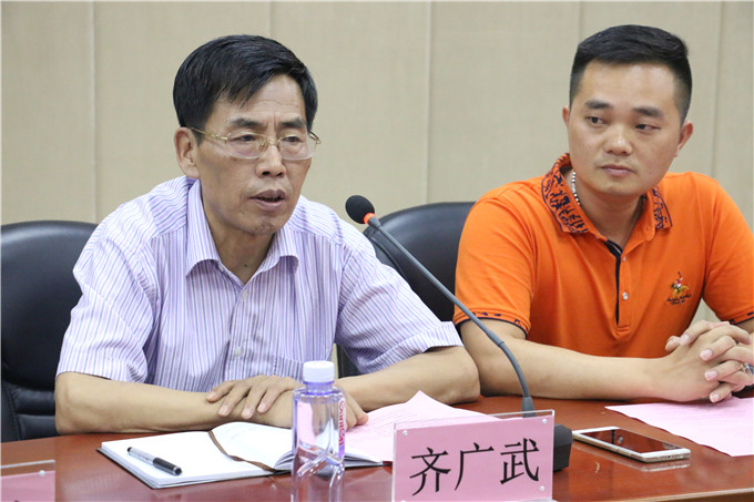 Ժ������������´�