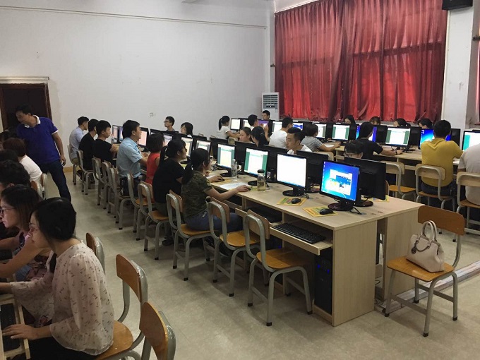 考试现场3