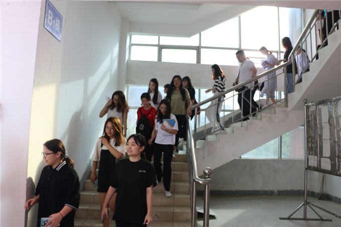 �����ֳ�