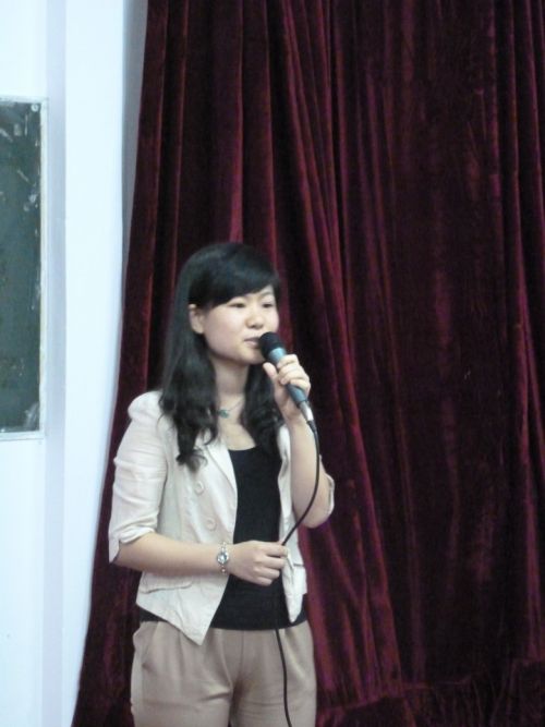 蔡梦丽老师发言