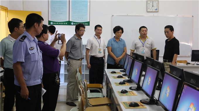 ����ý�����