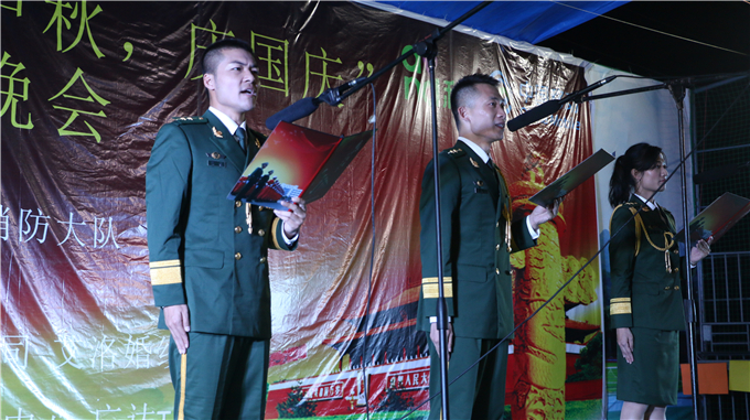 ʫ������