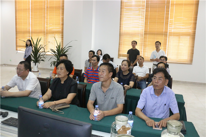 �ۿ��е½���������Ƶ