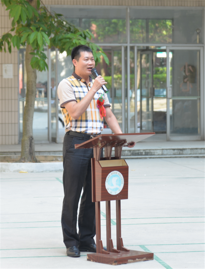 潮汕学院院长助理李育华致辞