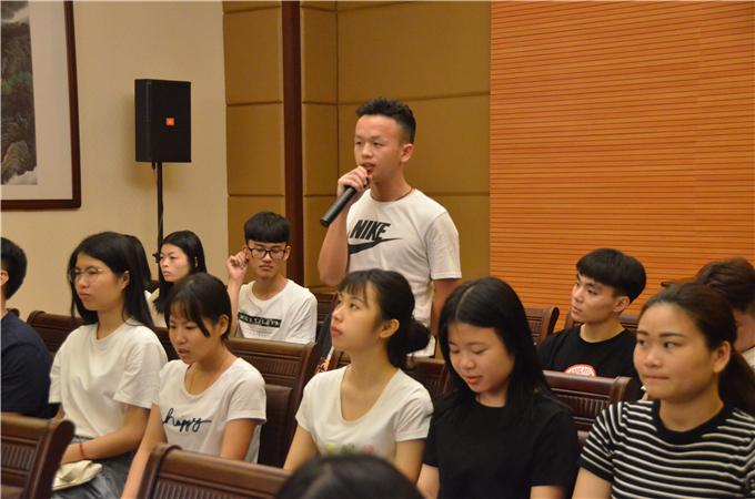 �����ι۸���