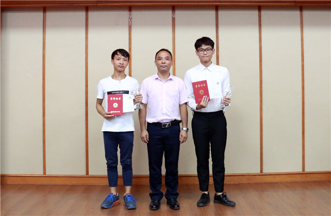 ������Ƚ�